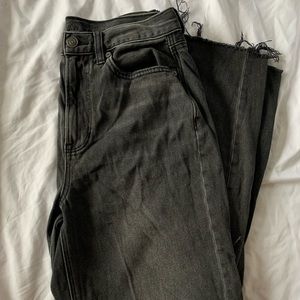 American Eagle High Rise Mom Jeans